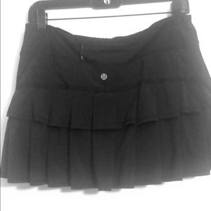 Lululemon tennis skirt black